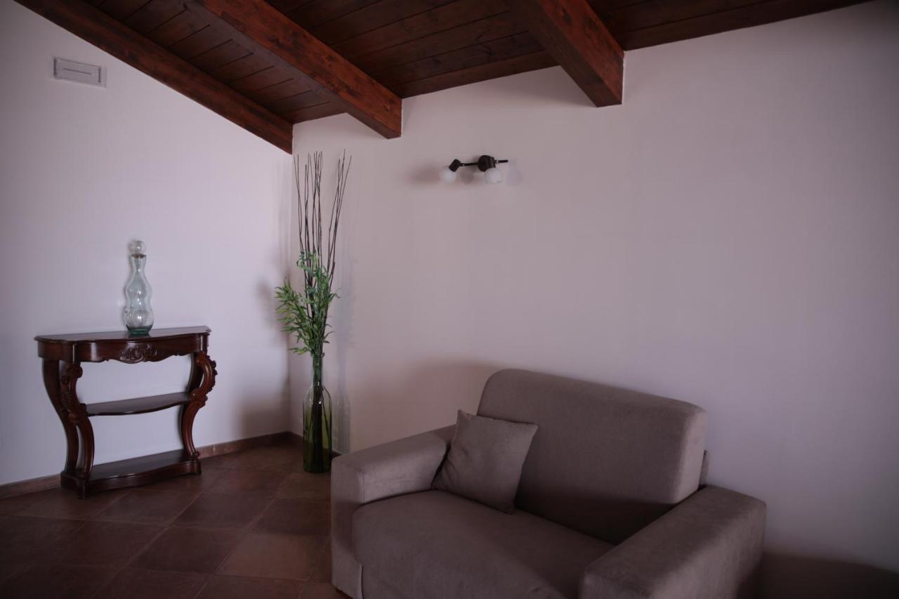 Palazzo Caracciolo Del Sole Bed & Breakfast Terzigno Exterior foto
